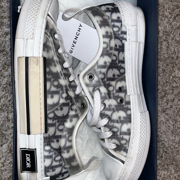 Moving states, need gone. Available to send more footage on IG - Picture 3 of 4